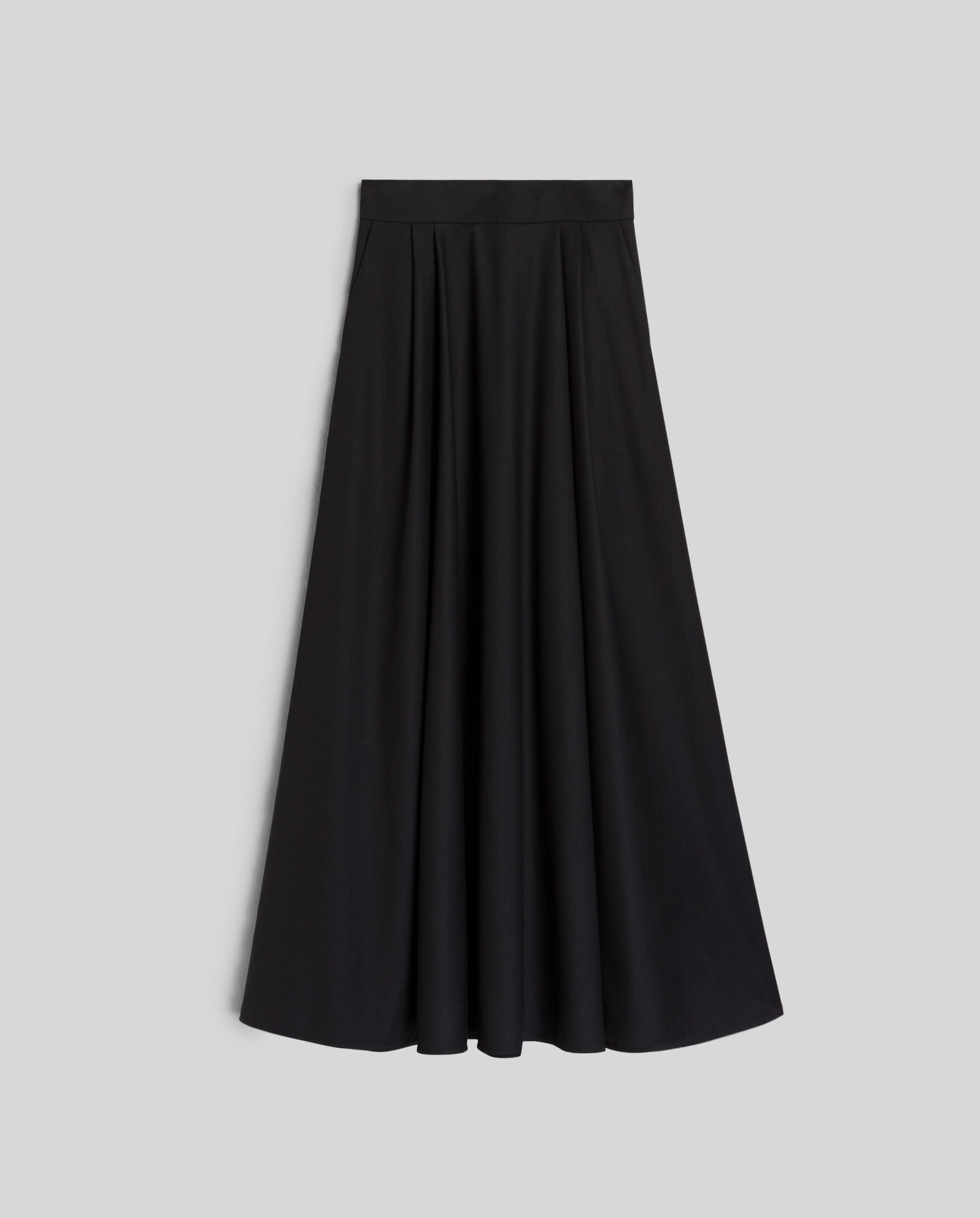 The IVY OAK SUSANNA Skirt, a long black high-waisted pleated A-line design, is displayed against a plain gray background.