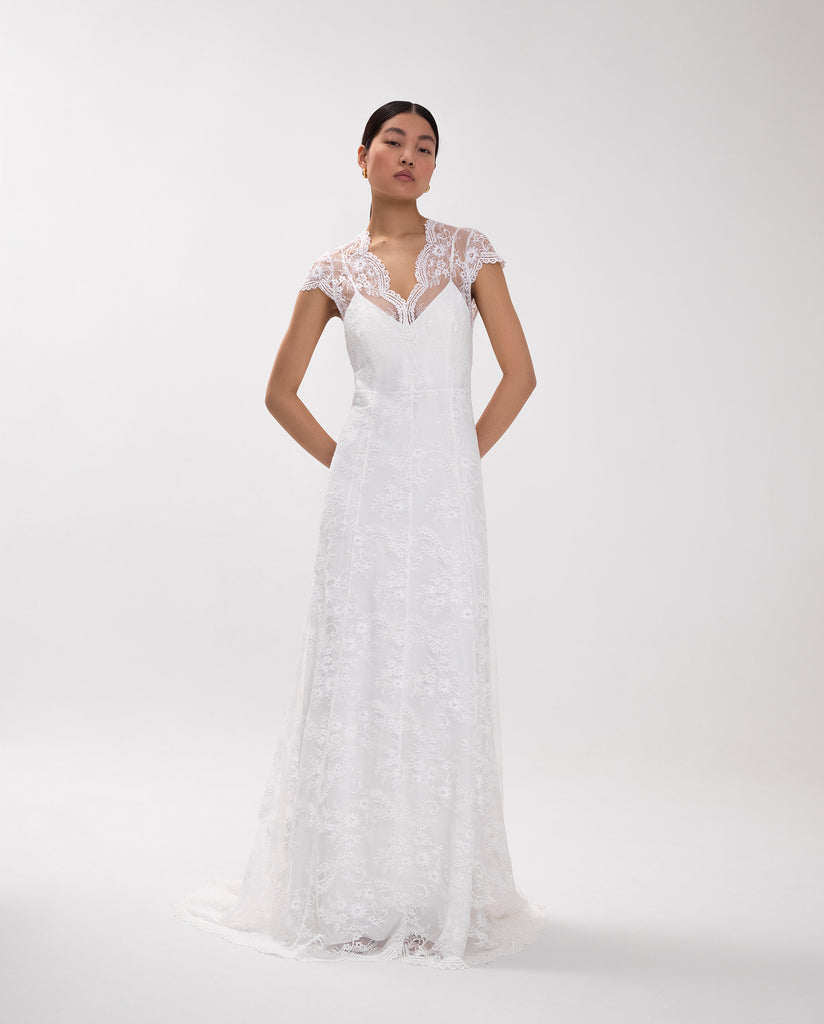 DANIELA LILY Bridal Lace Dress – Robe de mariée bohème Robes de mariée The Wedding Explorer DANIELA LILY Bridal Lace Dress – Robe de mariée bohème Robes de mariée The Wedding Explorer